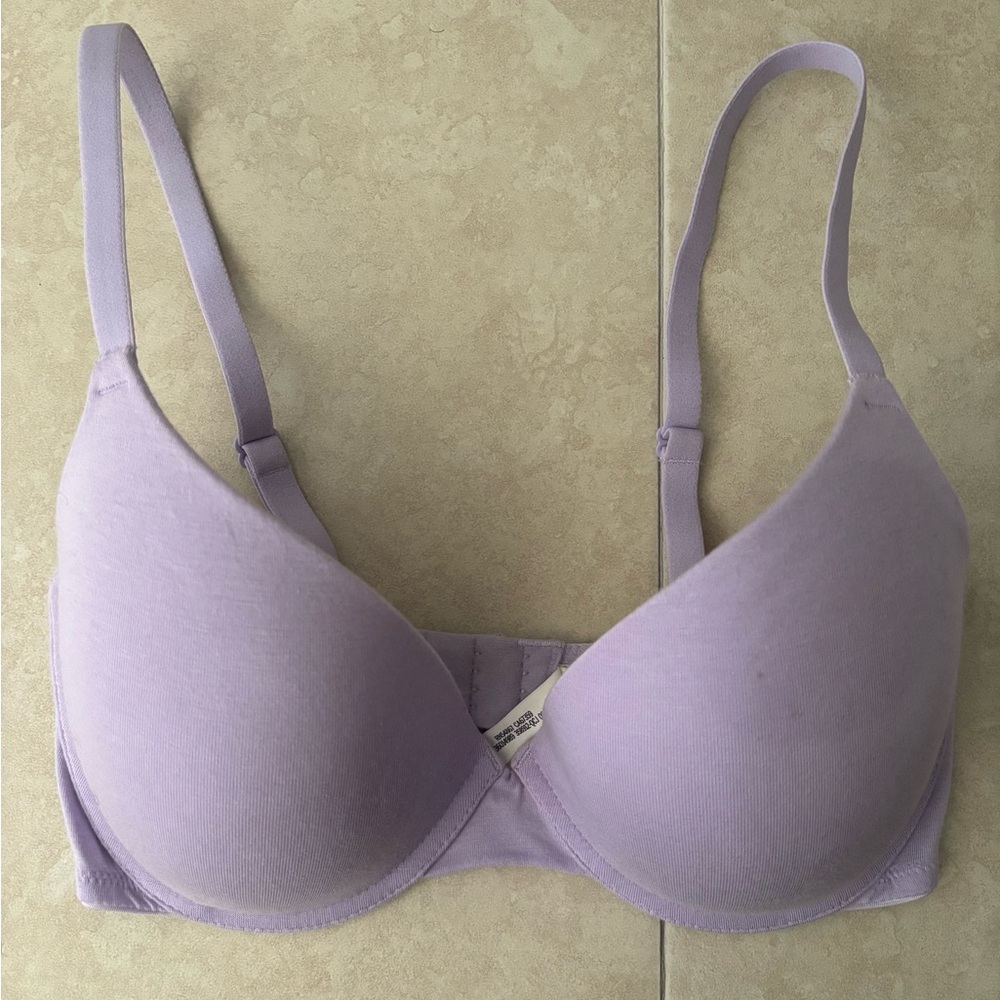 PINK Victoria's Secret Light Purple Bra